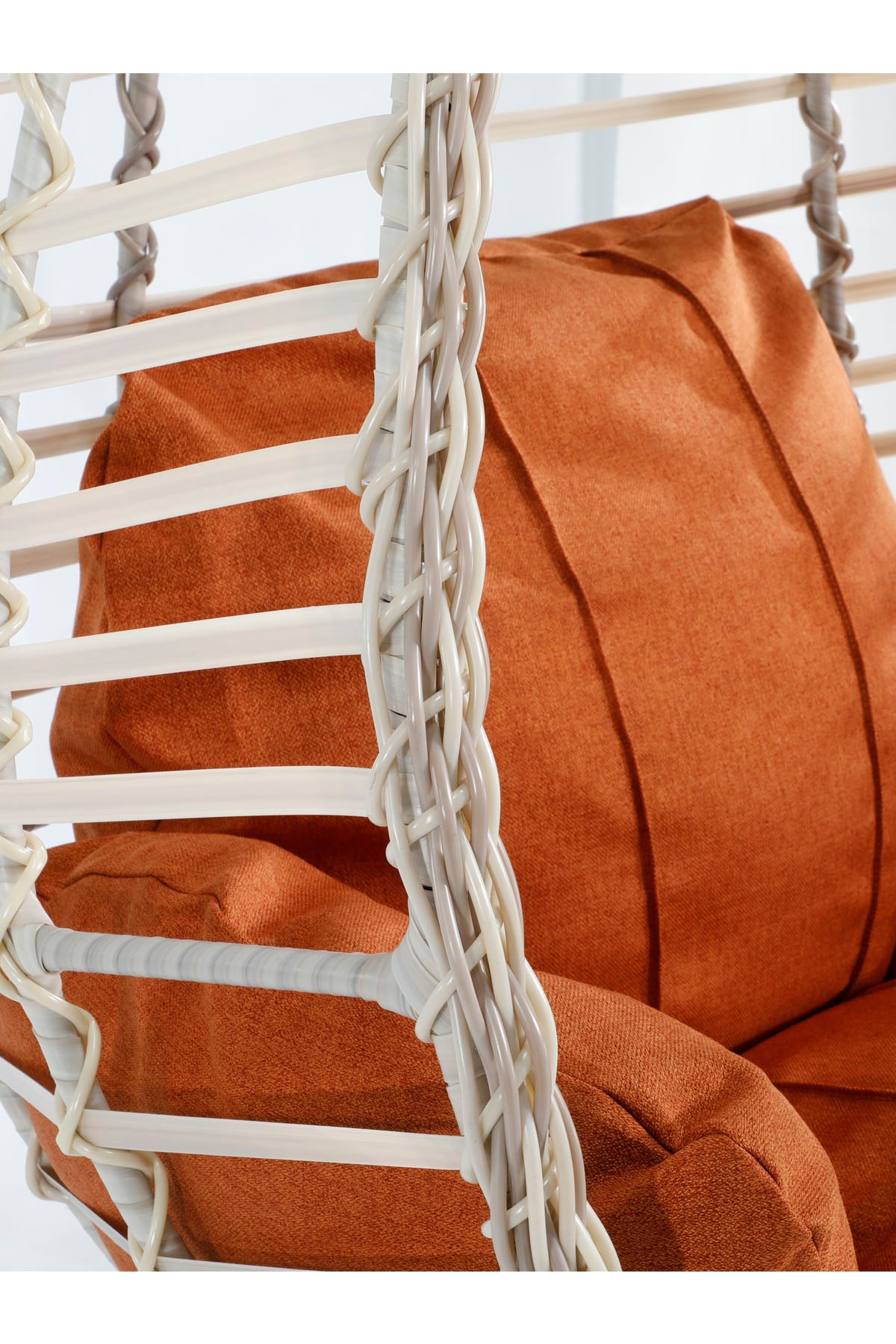 Beyaz Rattan Örgü Fındık Model Hamak Bahçe Salıncağı Turuncu Minder